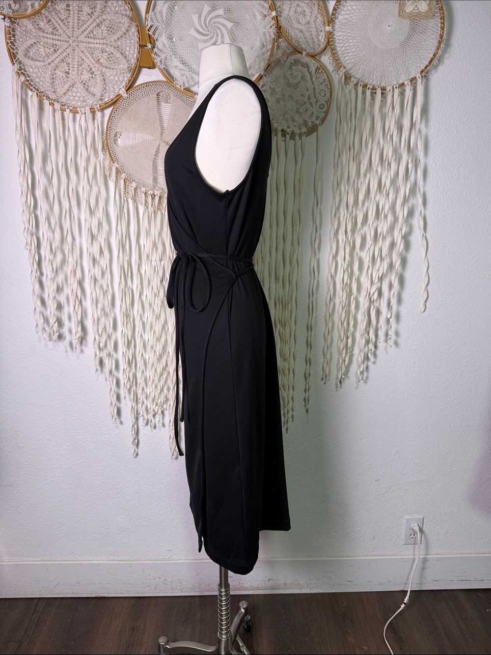 AYR The Yowza Black Midi Sleeveless Wrap Dress Size Small - Picture 3 of 9